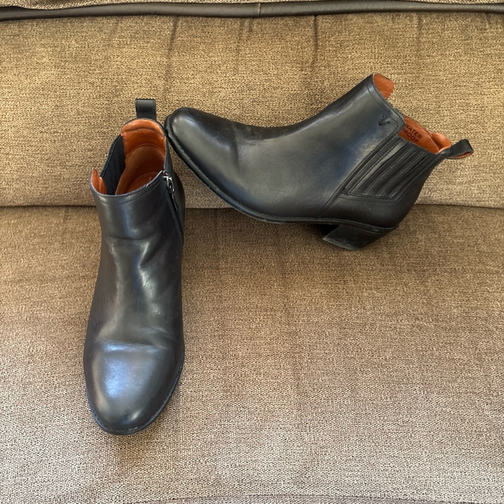 Vionic Bethany Waterproof Ankle Boots Women's Size 9 Black